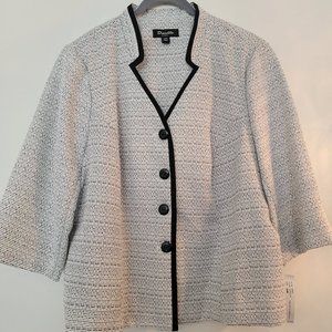 Danillo Black/White Blazer, Size 22W, New with Tags